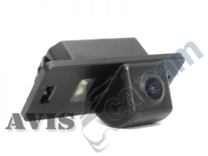 Штатная камера заднего вида для VW Golf V/VI, Passat B7, Polo V, Jetta (#001), AVIS