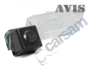 Штатная камера заднего вида для VW Golf V/VI, Passat B7, Polo V, Jetta (#102), AVIS